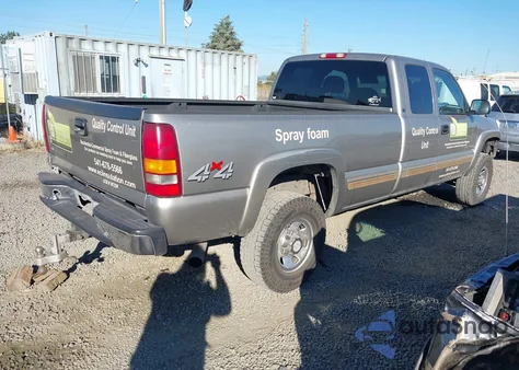 2001 Chevrolet Silverado 2500Hd Ls from USA, damaged, VIN 1GCHK29G61E281556